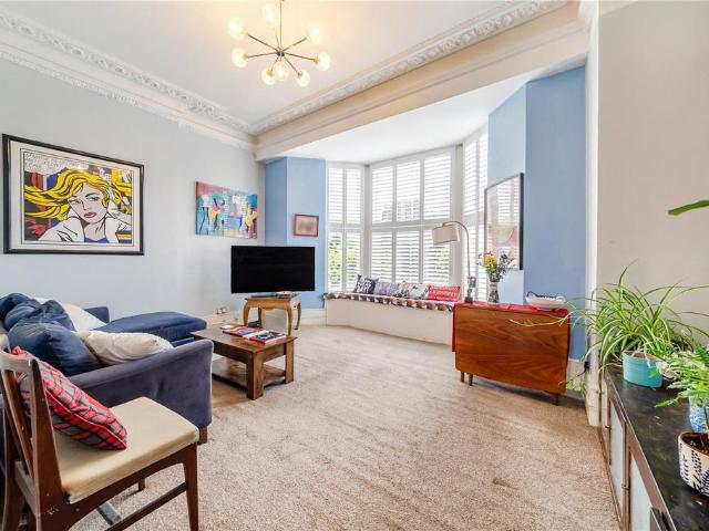 Flat for sale in London Borough of Lewisham, Greater London