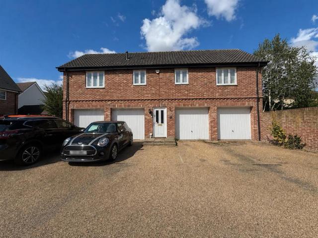 Flat for sale in Redenhall with Harleston, Burgh St Peter