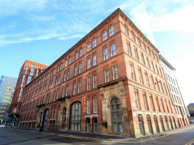 Flat for sale in City Centre, Georgia