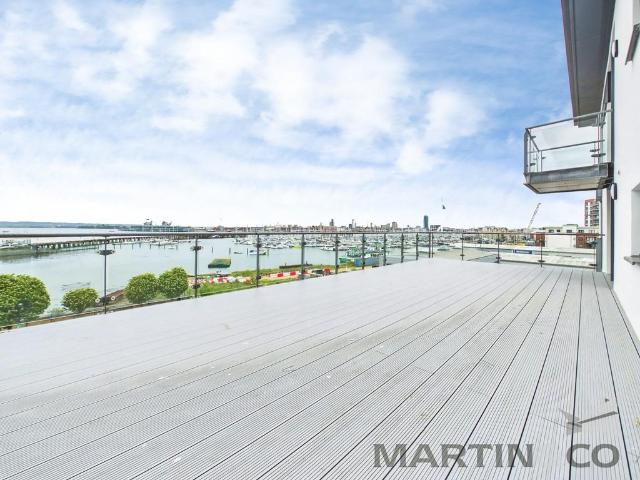 Flat for sale in Priddy's Hard, Middlecroft
