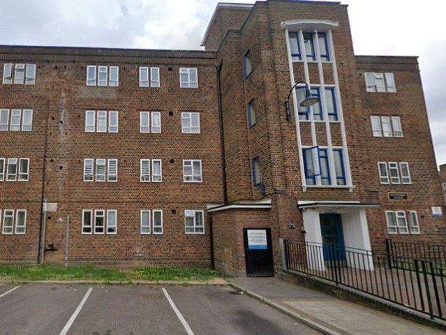 Flat for sale in Dulwich, Greater London