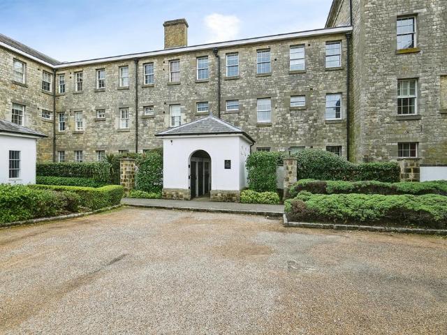 Flat for sale in Barming Heath, Maidstone