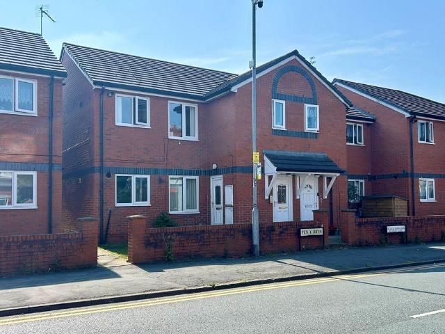 Flat for sale in Wrexham, Wales