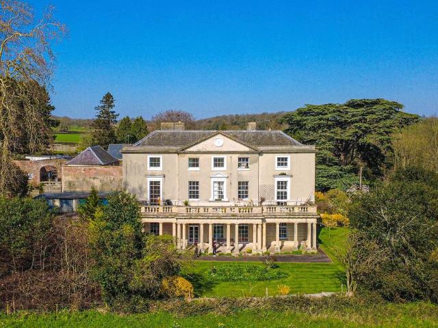 Flat for sale in Thurloxton, Somerset