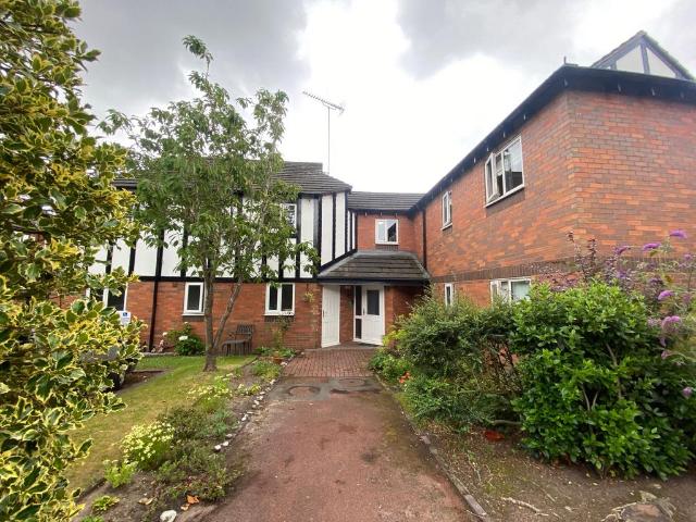 Flat for sale in Sandbach Heath, Sandbach