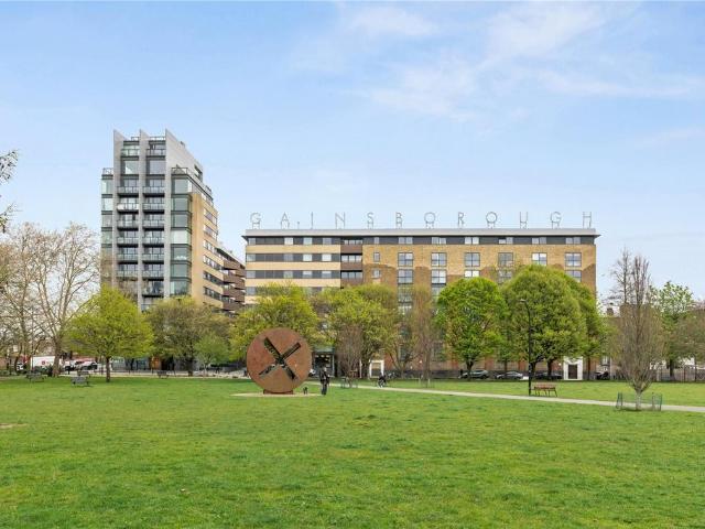 Flat for sale in Hoxton, De Beauvoir Town