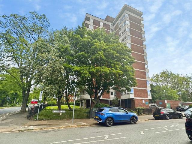 Flat for sale in Old Wharf, City Of Leicester