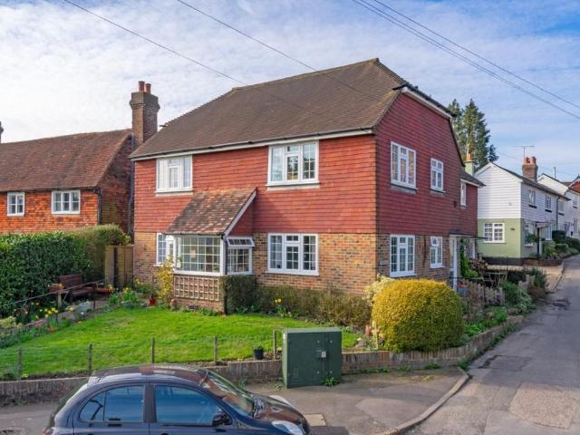Flat for sale in Cross In Hand, East Sussex
