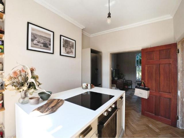 Flat for sale in Walworth, Greater London