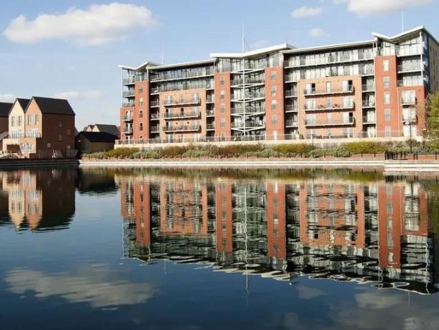 Flat for sale in Lakeside, South Yorkshire