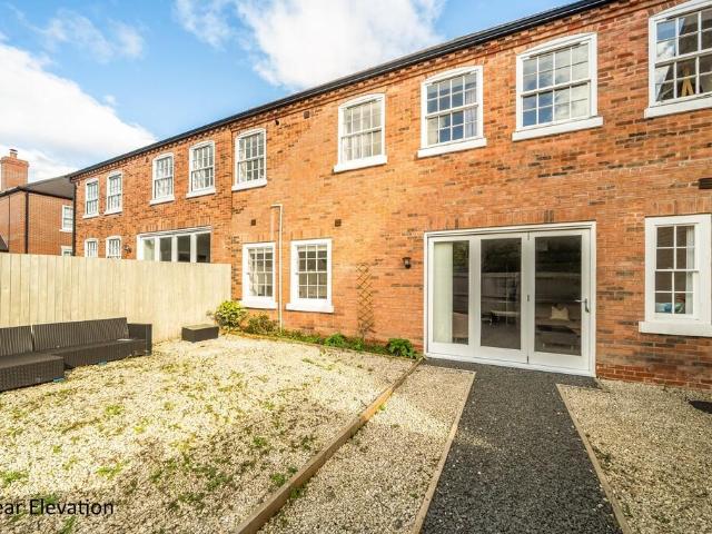 Flat for sale in The Common Abberley, Malvern Hills