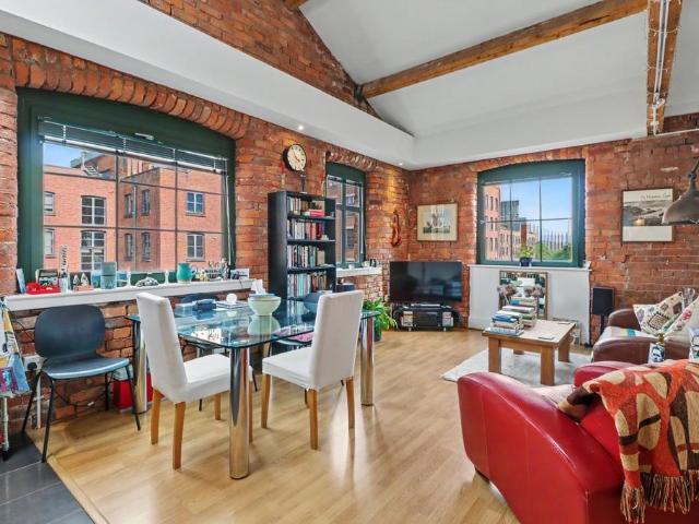 Flat for sale in City Centre, Georgia
