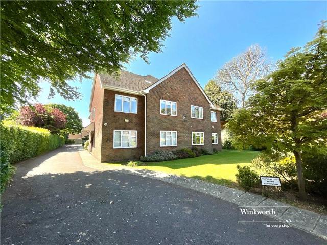 Flat for sale in Highcliffe