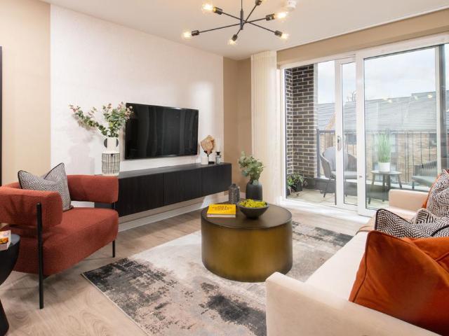 Flat for sale in Holyport, Bray
