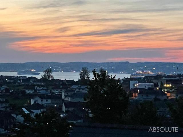 Flat for sale in Brixham