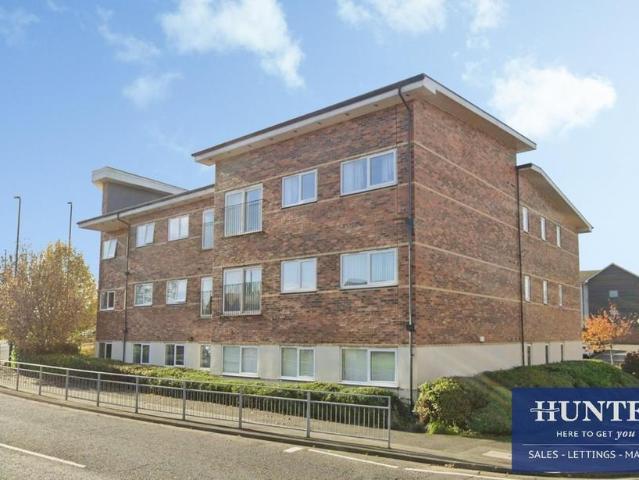 Flat for sale in Percy Main, North Shields