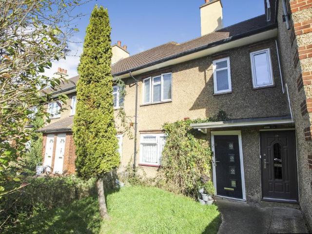 Flat for sale in Harrowden, Bedford
