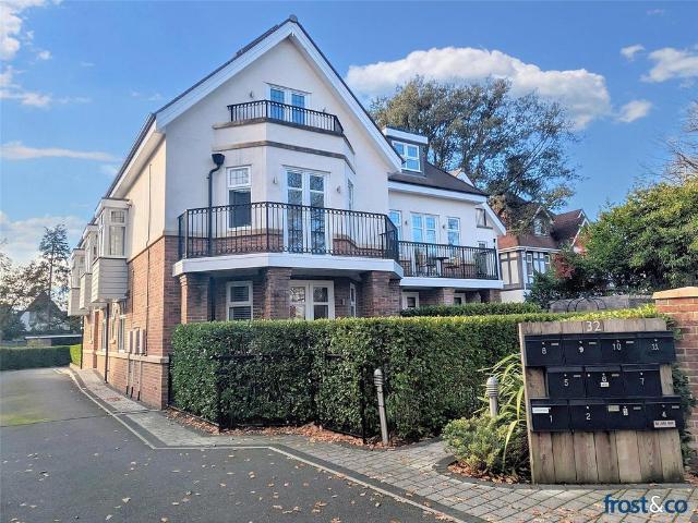 Flat for sale in Penn Hill, Poole