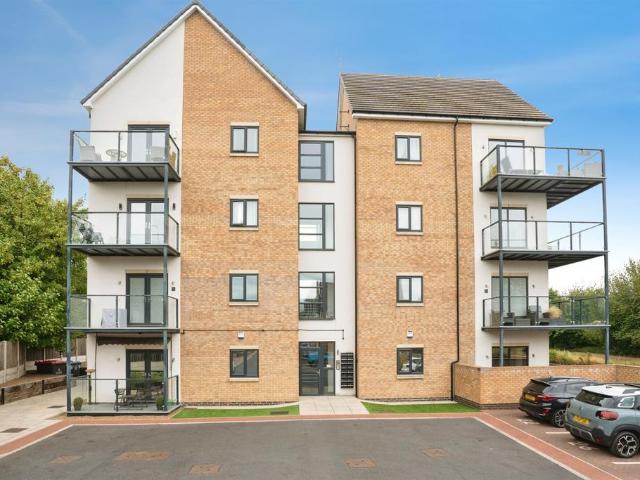 Flat for sale in Mexborough, South Yorkshire