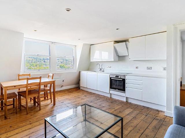 Flat for sale in Walcot, Bath