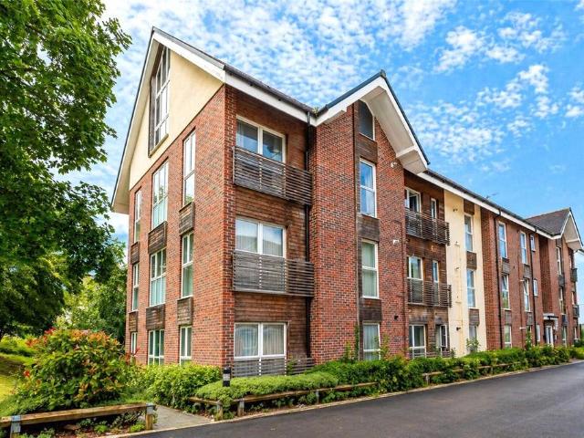 Flat for sale in Enborne, West Berkshire