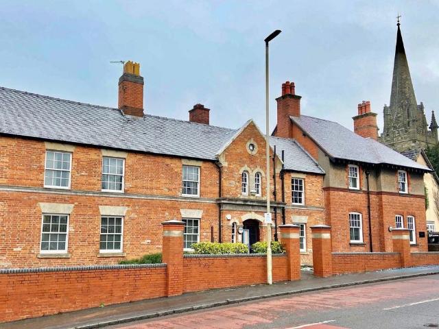 Flat for sale in Coseley, West Midlands