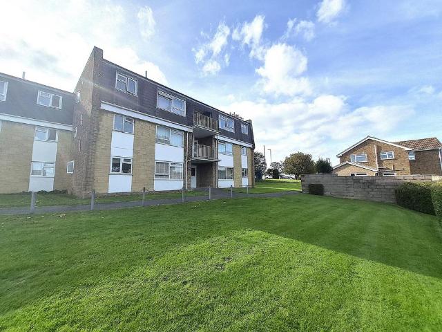 Flat for sale in Hamworthy, Poole
