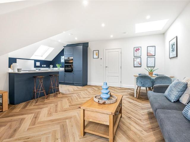 Flat for sale in High Barnet, Isle Of Man
