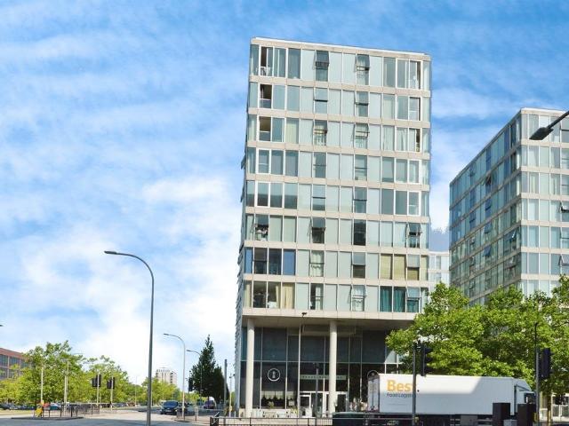 Flat for sale in Milton Keynes