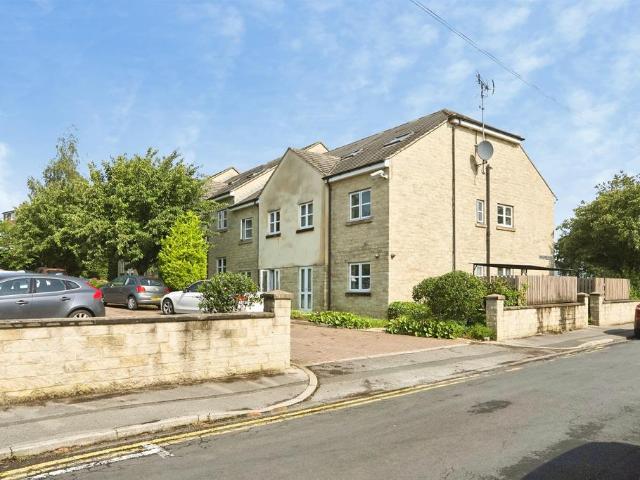 Flat for sale in Horsforth Vale, Farsley