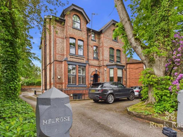 Flat for sale in Trafford Park, Greater Manchester