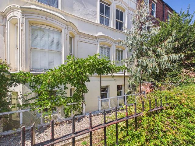 Flat for sale in Kings Barton, Gloucester