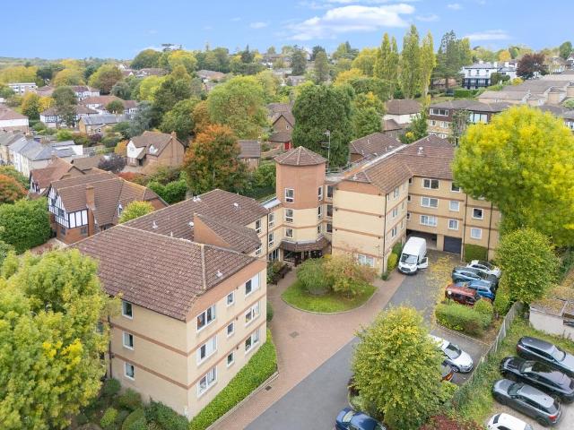 Flat for sale in Epping, Essex