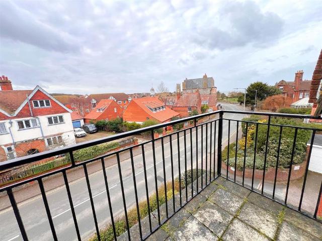 Flat for sale in Comers, Norfolk