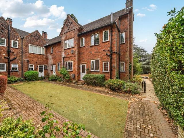 Flat for sale in Bickley, Greater London