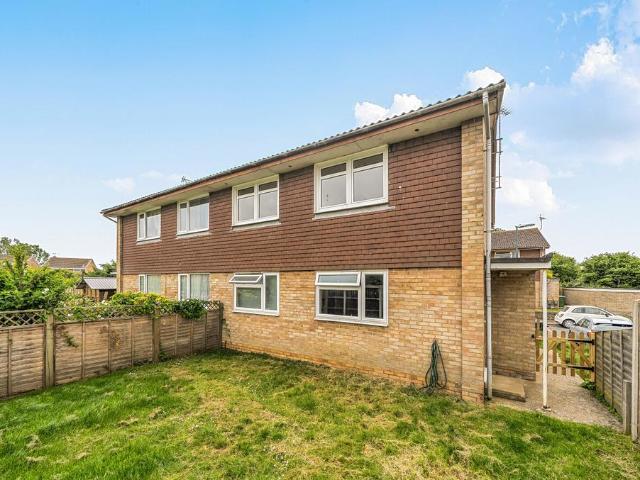 Flat for sale in Bersted, Clapham