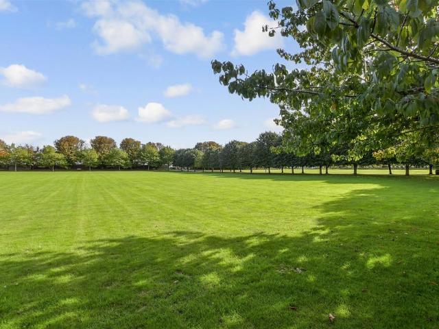 Flat for sale in Lower Walmer, Ash
