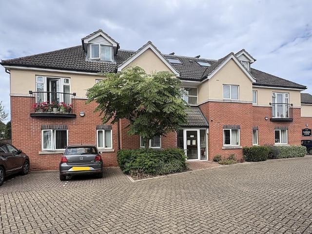 Flat for sale in Brentingby, Leicestershire