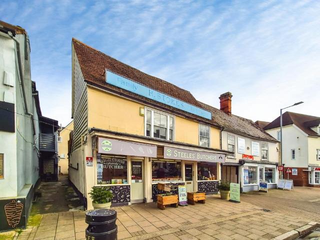 Flat for sale in Duton Hill, Essex