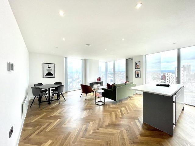 Flat for sale in City Centre, Georgia