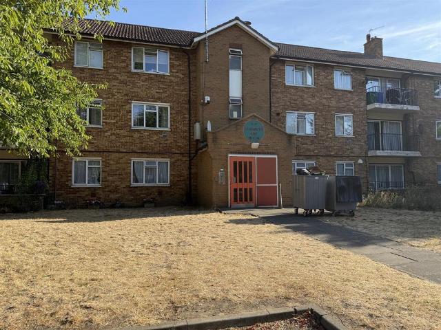 Flat for sale in London Borough of Hillingdon, Greater London