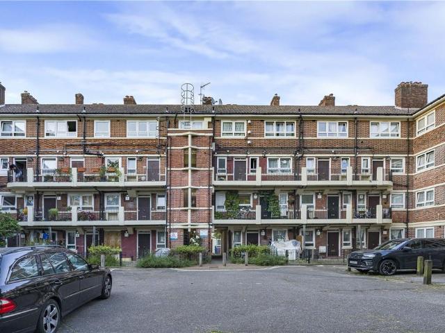 Flat for sale in Rotherhithe, Greater London
