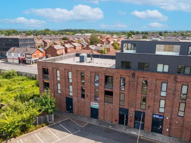 Flat for sale in Sale Moor, Trafford Park