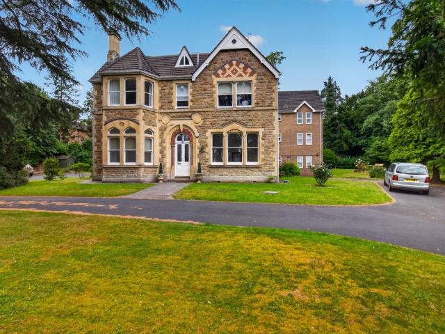 Flat for sale in Great Malvern, Forthampton