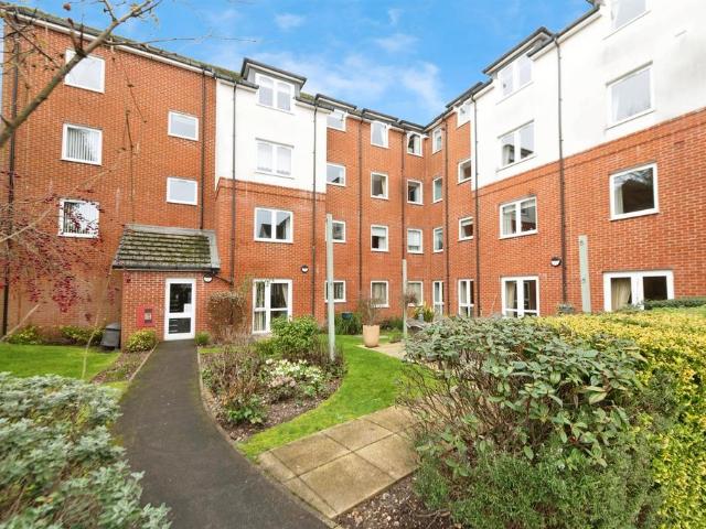 Flat for sale in Spring Vale, Hampshire