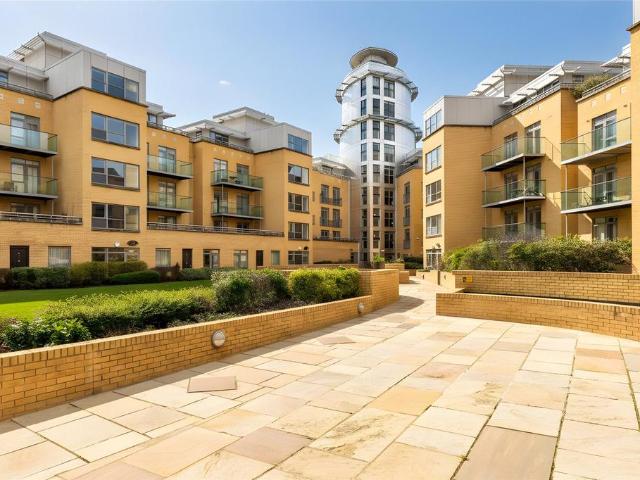 Flat for sale in Arbury, Cambridgeshire