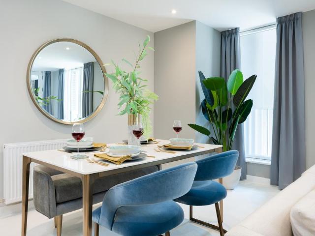 Flat for sale in Worcester Park Estate, Monks Orchard