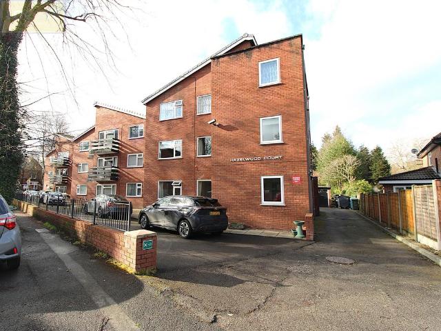 Flat for sale in Trafford Park, Greater Manchester