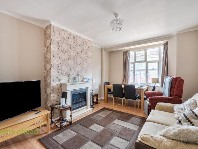 Flat for sale in Greater London