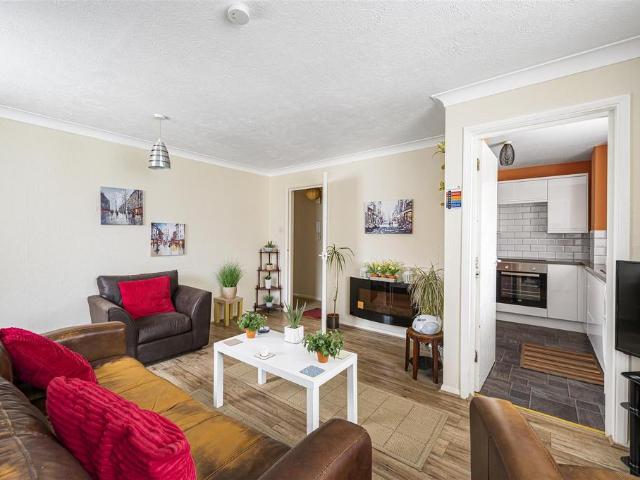 Flat for sale in Peacehaven, Lewes